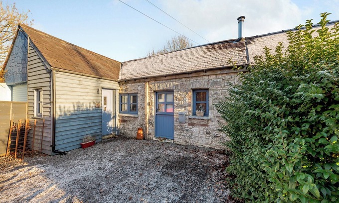 Aberaeron Cottage | 1 bedroom accommodation in Ffos-y-ffin, near Aberaeron