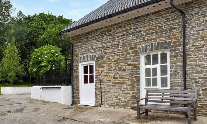 Aberaeron Cottage | 1 bedroom accommodation in Neuaddlwyd, near Aberaeron