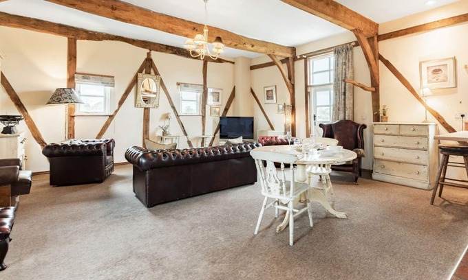 Cuddesdon Cottage | 1 bedroom accommodation in Waterperry, near Oxford