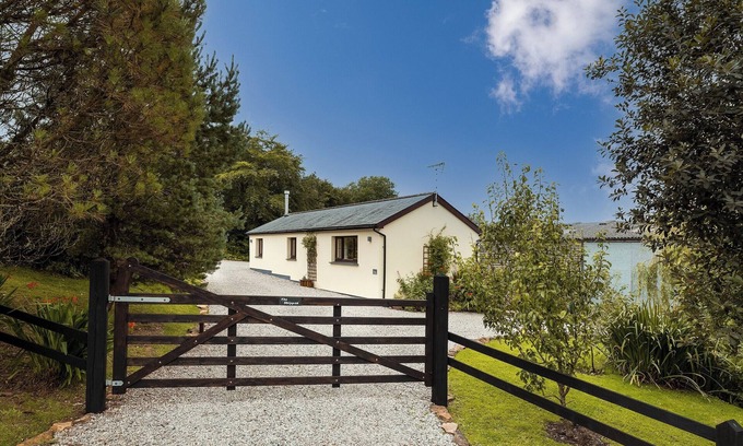 Beaworthy Cottage | 1 bedroom accommodation in Ashwater, near Holsworthy