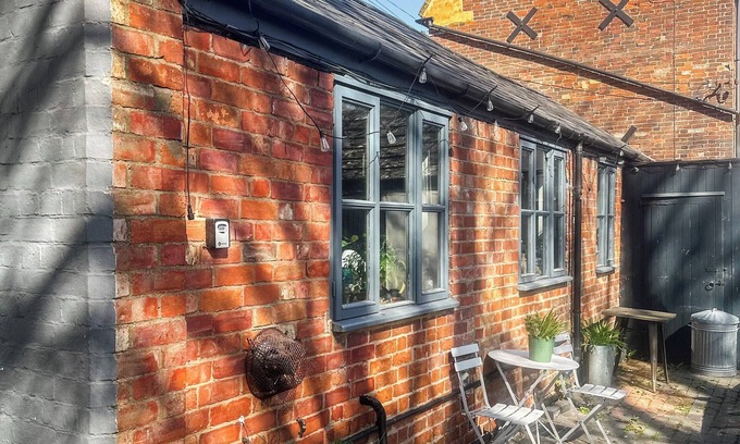 Braunston Cottage | 1 bedroom accommodation in Braunston, near Daventry