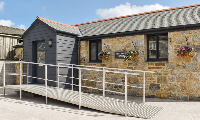 Constantine Cottage | 1 bedroom accommodation in Trewardreva, near Constantine