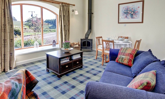 Dunblane Cottage | 1 bedroom accommodation in Dunblane, near Stirling