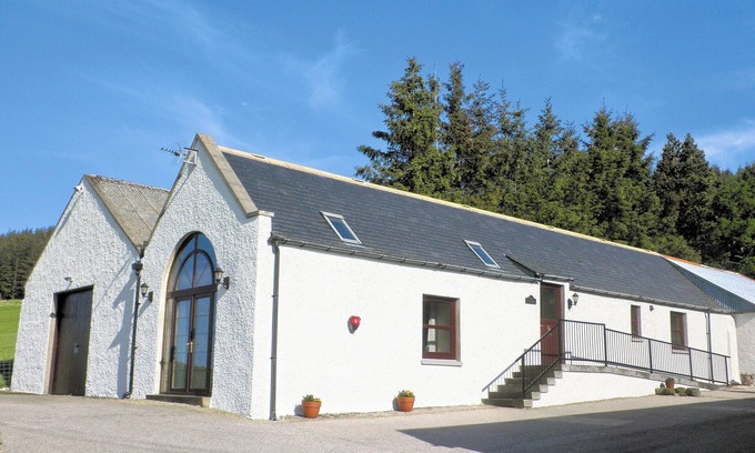 Fordyce Cottage | 1 bedroom accommodation in Fordyce