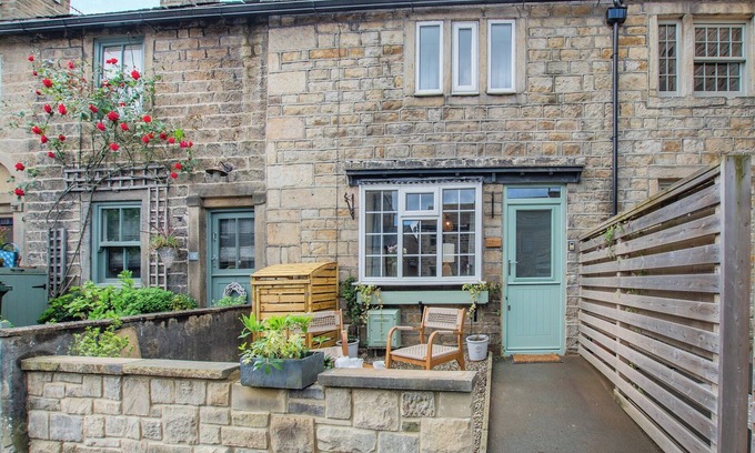 Addingham Cottage | 1 bedroom accommodation in Addingham, near Ilkley