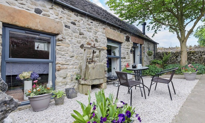 Bonsall Cottage | 1 bedroom accommodation in Bonsall, near Matlock