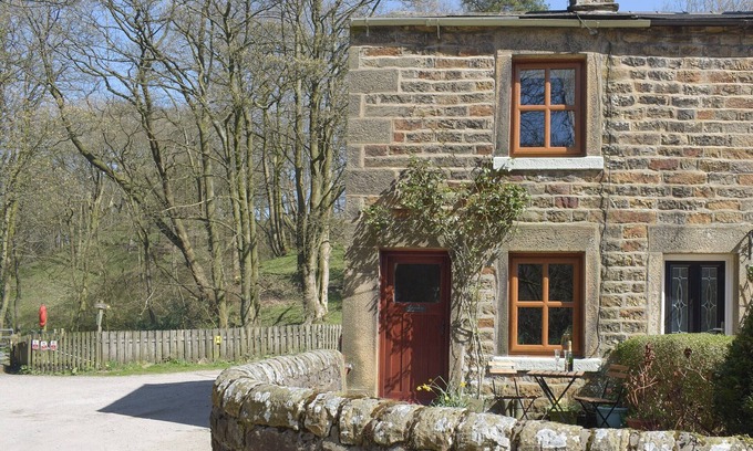 Preston Cottage | 1 bedroom accommodation in Calder Vale, near Garstang