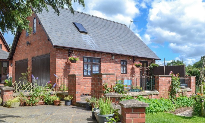 Loppington Cottage | 1 bedroom accommodation in Wem