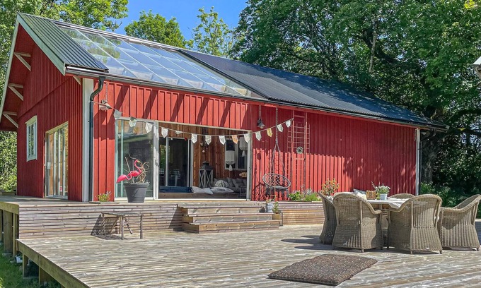 Seglora House | 1 bedroom amazing home in Seglora