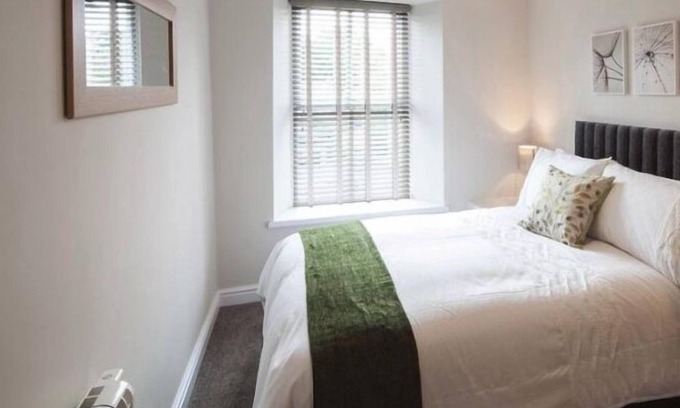 Dalton-in-Furness Apartment | 1 Bedroom Apartment (BAE & Hospital)
