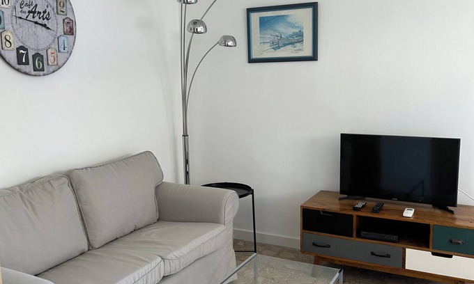 Le Cannet Apartment | 1 Bedroom Apartment in Le Cannet