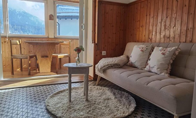 Maloja Apartment | 1 Bedroom Apartment in Capolago