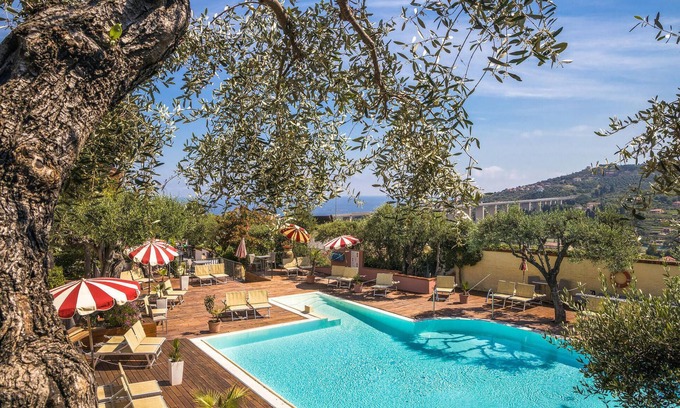 Poggi Apartment | 1 bedroom awesome apartment in Imperia