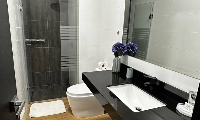 San Isidro Apartment | 1 bedroom Executive Apartment Business Area San Isidro Near Lima Golf Club