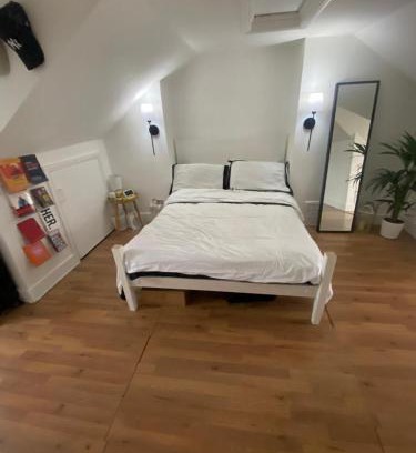 Tottenham Green Apartment | 1 bedroom house, Seven Sisters, Tottenham