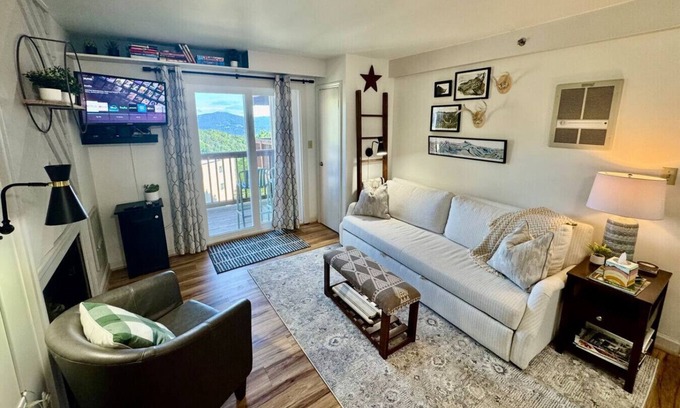 Sugar Mountain Condo | 1 Bedroom in Resort w/Indoor Pool, Gym & Ski In/Out!