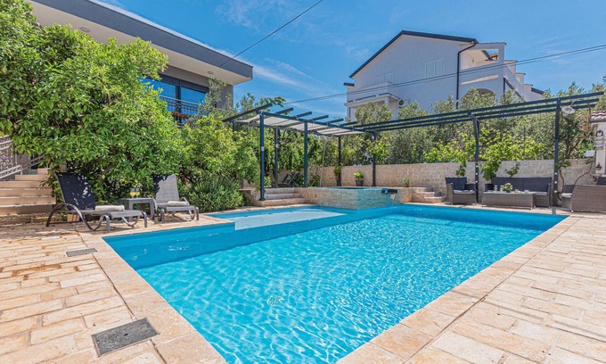 Brodarica Apartment | 1 bedroom lovely apartment in Brodarica