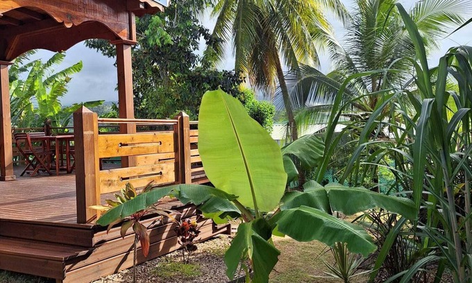 Goyave House | 1 Bedroom Private vacation home in Goyave