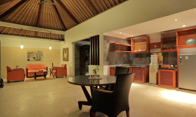 Mangsit Villa | 1 Bedroom Villa, Great Location in Senggigi