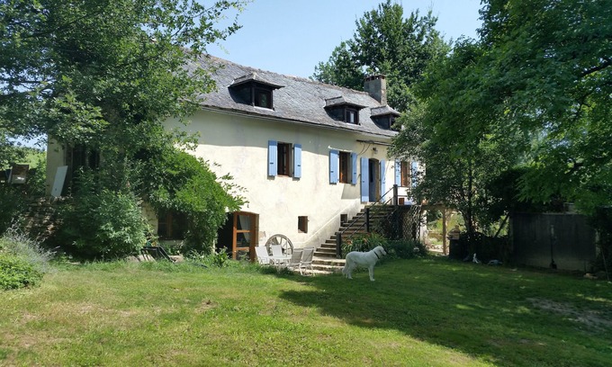 Vabre-Tizac Condo | 1 bedroom with private bathroom on the ground floor of a French farmhouse.