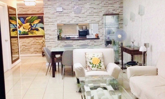 Barangay 670 Apartment | 1-BR Robinson Place Residences, 68 sqm. Condo
