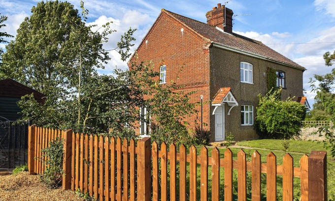 Foxley Cottage | 1 Brandiston Barn Cottage
