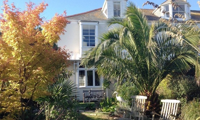Falmouth Cottage | 1 FLORENCE PLACE, pet friendly, luxury holiday cottage in Falmouth
