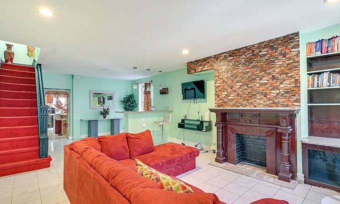 Chester House | 1 Mi to Hospital: Townhouse w/Patio in Chester