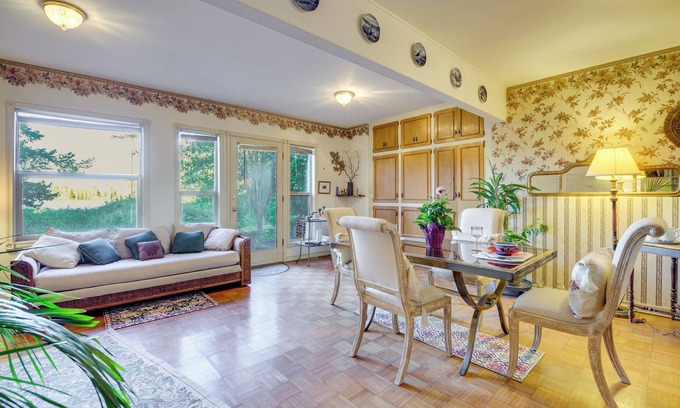 Port Townsend Apartment | < 1 Mi to Jefferson Healthcare: Nurse-Ready Rental