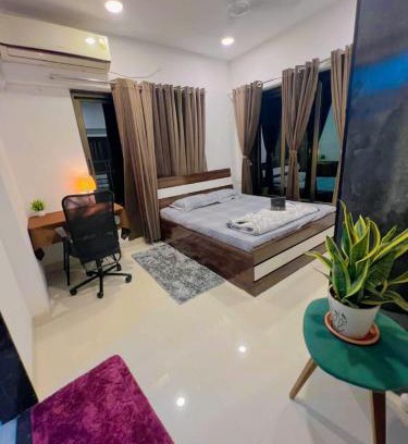 Malad West House | 1 private room with free food at gorgaon