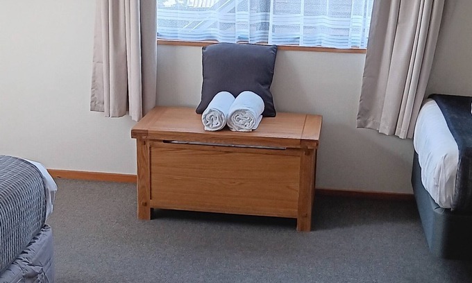Hanmer Springs House | 1 St James : Centrally located 3 bedroom holiday house in central Hanmer Springs
