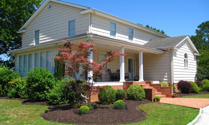 Onancock House | 10 Acre 3 BR Waterfront Retreat on Thicket Creek has dock & neighborhood beachn
