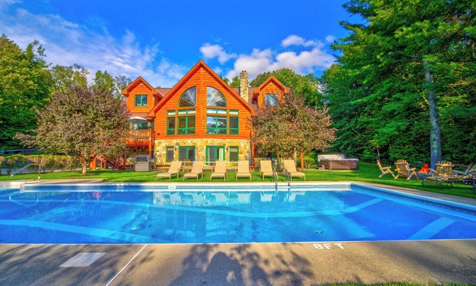 Wilmington House | 10 BR's Luxurious 7000 Sq.ft. Log Estate — Pool, Hot Tub, Privacy & Lake Access