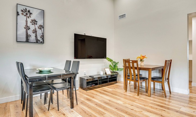 Rosemead Cottage | 10 Mi to Dtwn LA: Cat-Friendly Rosemead Cottage