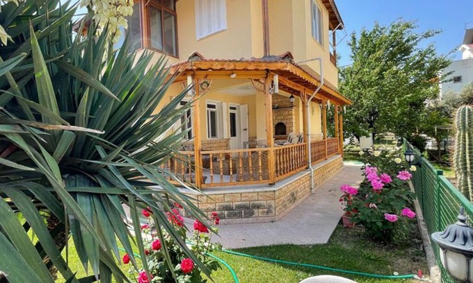 Davutlar Villa | 10 min walk to the beach - Summer House in a Quiet Neighborhood