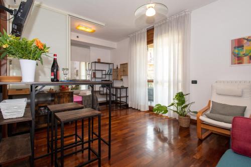 Stadera Apartment | 10 minutes Duomo-Elegant apt