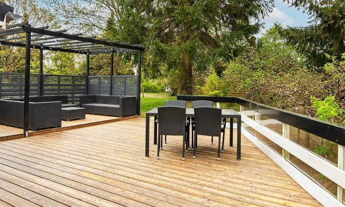 Øksenmølle House | 10 person holiday home in Ebeltoft