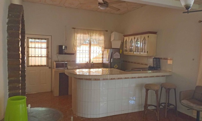 Tamanique House | 10 to all prime beaches like el tunco and the new Sunset Park