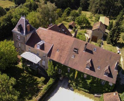 Villeneuve-sous-Pymont House | 100 m² House ∙ 2 bedrooms ∙ 6 guests