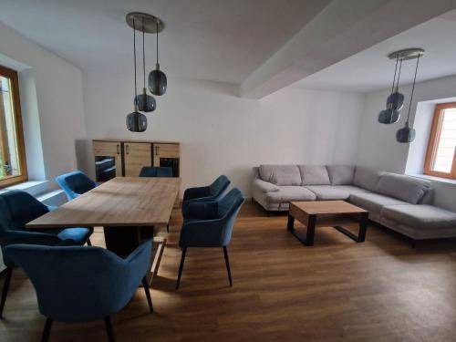 Gries Apartment | 100 m² Apartment ∙ 3 bedrooms ∙ 8 guests