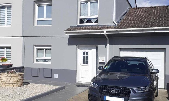 Lievin House | 100 m² House ∙ 3 bedrooms ∙ 8 guests