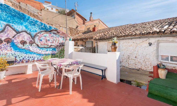 Navarres House | 100 m² House ∙ 5 bedrooms ∙ 8 guests