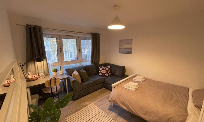 Bow West Resort | 100 m² Private room ∙ 1 bedroom ∙ 1 guest