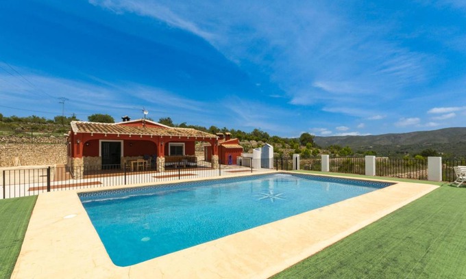 Luchente Villa | 100 m² Villa ∙ 3 bedrooms ∙ 6 guests