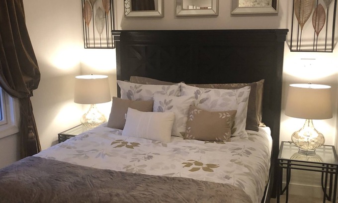 Parkville House | 100% SMOKE FREE Historical Beautiful Baltimore/Parkville~PRIVATE ENTIRE HOUSE
