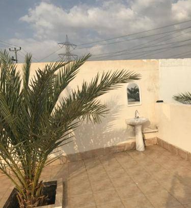 Al Kura House | 1000 m² House ∙ 1 bedroom ∙ 4 guests