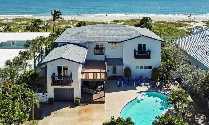 Cocoa Beach Villa | 1000 m² Villa ∙ 6 bedrooms ∙ 8 guests