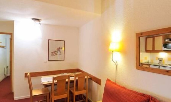 Bellentre Apartment | 100m from ski slopes, terrace, tv, 23m², Montchavin La Plagne
