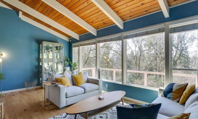 East Renton Highlands House | 106 m² House ∙ 2 bedrooms ∙ 4 guests