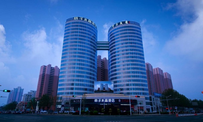 Jinghai County Hotel | 108 m² Hotel ∙ 2 bedrooms ∙ 8 guests